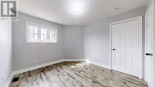 18 Sunny Glen Crescent, Brampton (Northwest Sandalwood Parkway), ON - Indoor Photo Showing Other Room