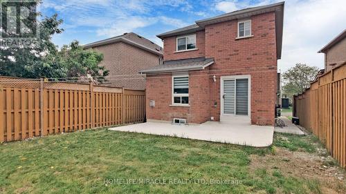 18 Sunny Glen Crescent, Brampton (Northwest Sandalwood Parkway), ON - Outdoor With Exterior