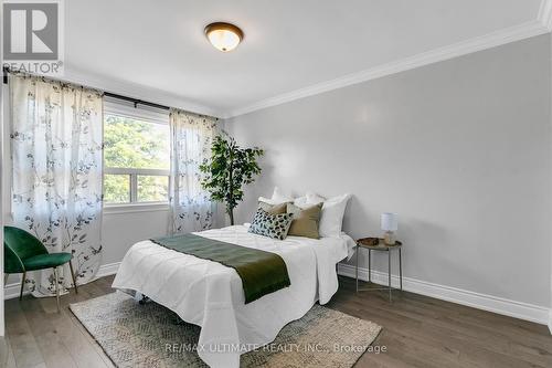 57 Marlington Crescent, Toronto (Downsview-Roding-Cfb), ON - Indoor Photo Showing Bedroom