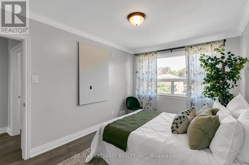 57 Marlington Crescent, Toronto (Downsview-Roding-Cfb), ON - Indoor Photo Showing Bedroom