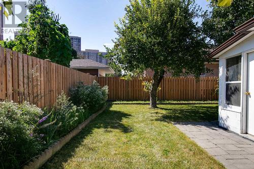 57 Marlington Crescent, Toronto, ON - Outdoor