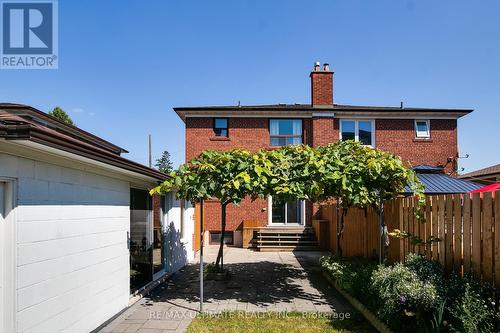 57 Marlington Crescent, Toronto (Downsview-Roding-Cfb), ON - Outdoor