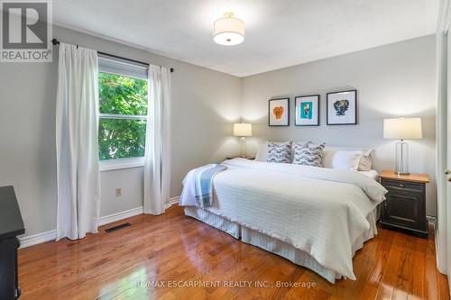 95 Elgin Drive, Brampton, ON - Indoor Photo Showing Bedroom