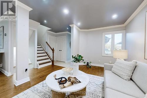 20 - 2275 Credit Valley Road, Mississauga (Central Erin Mills), ON - Indoor Photo Showing Living Room