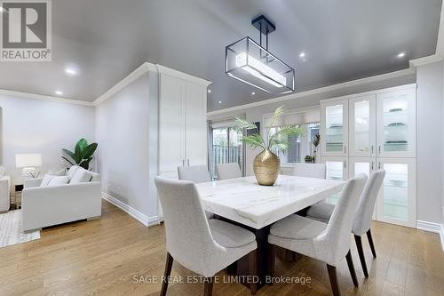 20 - 2275 Credit Valley Road, Mississauga, ON - Indoor Photo Showing Dining Room