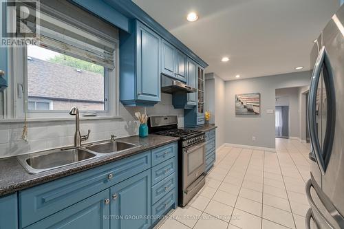 25 Parkchester Road, Toronto (Brookhaven-Amesbury), ON - Indoor Photo Showing Kitchen With Double Sink