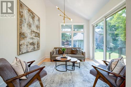 4 Tredvalley Grove, Toronto, ON - Indoor Photo Showing Living Room