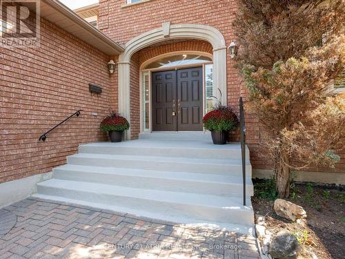 59 Leicester Road, Richmond Hill, ON - Outdoor