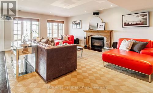 403 Hannah Road, Hamilton Township, ON - Indoor Photo Showing Living Room With Fireplace