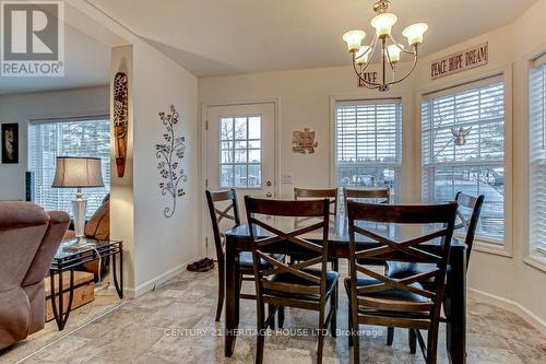 A17 - 4838 Switzer Drive W, Southwest Middlesex (Appin), ON - Indoor Photo Showing Dining Room