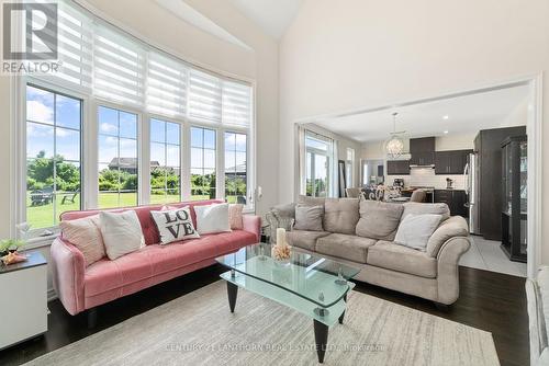 10 Waterview Court, Quinte West, ON - Indoor Photo Showing Living Room