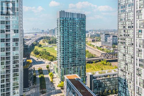 512 - 170 Fort York Boulevard, Toronto, ON - Outdoor With Facade