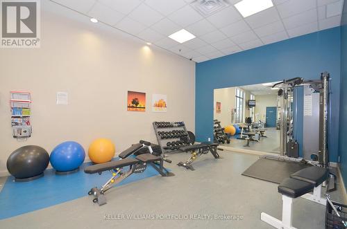 1015 - 700 King Street W, Toronto, ON - Indoor Photo Showing Gym Room