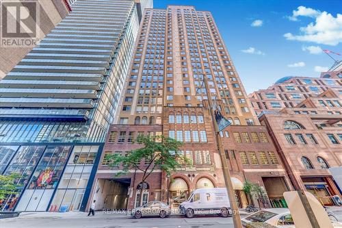 1604 - 25 Grenville Street, Toronto, ON - Outdoor With Facade