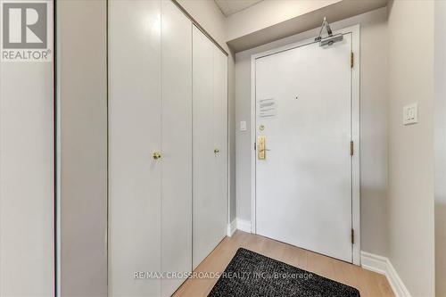 1604 - 25 Grenville Street, Toronto, ON - Indoor Photo Showing Other Room