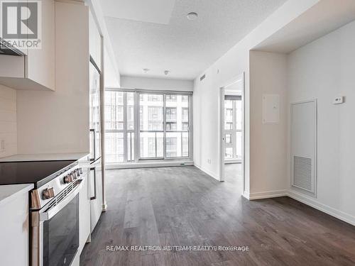 812 - 49 East Liberty Street, Toronto, ON - Indoor