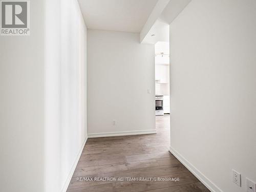 812 - 49 East Liberty Street, Toronto, ON - Indoor Photo Showing Other Room