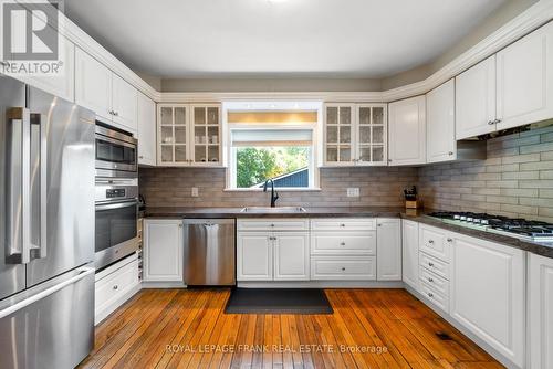 77 Peel Street, Kawartha Lakes (Lindsay), ON - Indoor Photo Showing Kitchen With Upgraded Kitchen