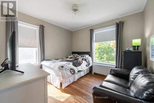 77 Peel Street, Kawartha Lakes (Lindsay), ON - Indoor Photo Showing Bedroom