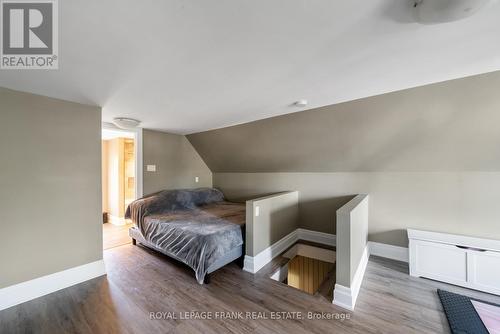 77 Peel Street, Kawartha Lakes (Lindsay), ON - Indoor Photo Showing Bedroom