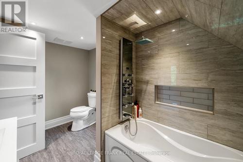 77 Peel Street, Kawartha Lakes (Lindsay), ON - Indoor Photo Showing Bathroom