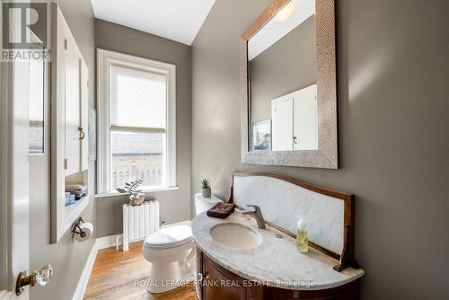 77 Peel Street, Kawartha Lakes (Lindsay), ON - Indoor Photo Showing Bathroom