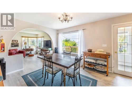 917 Scott Street, Creston, BC - Indoor Photo Showing Dining Room