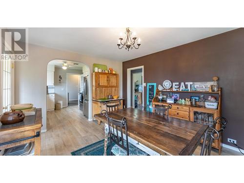 917 Scott Street, Creston, BC - Indoor Photo Showing Dining Room