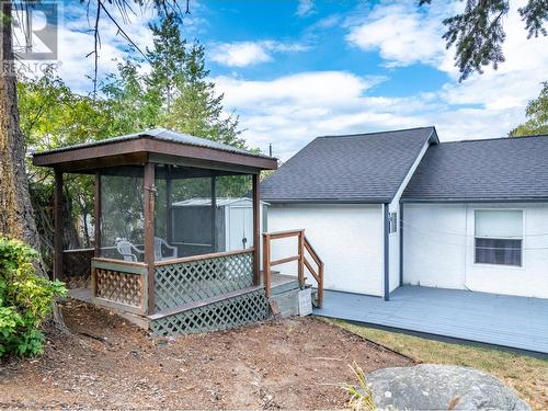 917 Scott Street, Creston, BC - Outdoor With Deck Patio Veranda