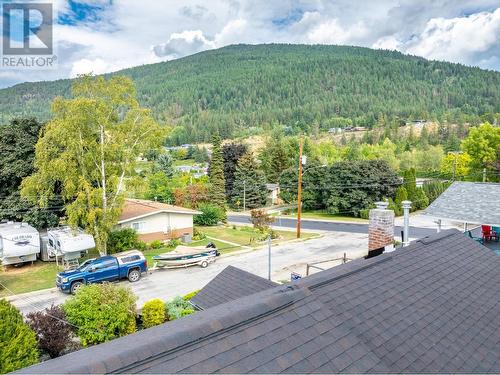 917 Scott Street, Creston, BC - Outdoor With View