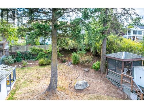 917 Scott Street, Creston, BC - Outdoor