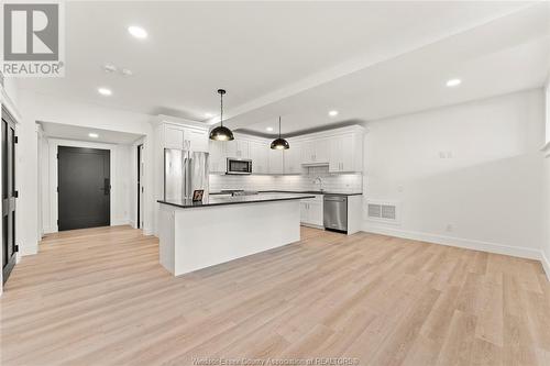 247 Brock Street Unit# 104, Amherstburg, ON - Indoor Photo Showing Kitchen With Upgraded Kitchen