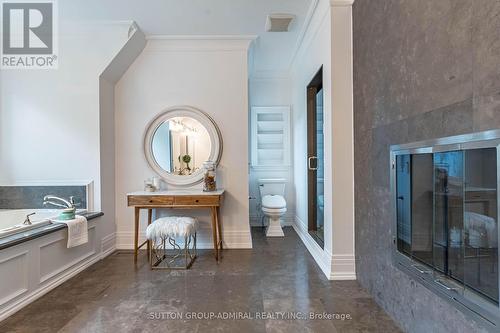 85 Valecrest Drive, Toronto (Edenbridge-Humber Valley), ON - Indoor Photo Showing Bathroom