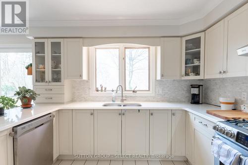 64 Sherwood Avenue, London, ON - Indoor Photo Showing Kitchen With Double Sink