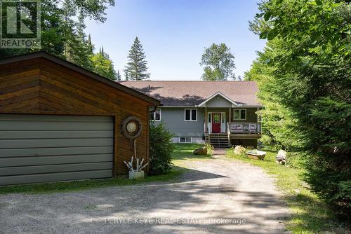 1305 Bellwood Acres Road, Lake Of Bays, ON - Outdoor With Deck Patio Veranda