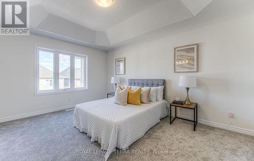 223 Broadacre Drive, Kitchener, ON - Indoor Photo Showing Bedroom