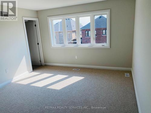 7 Cherry Blossom Heights, Hamilton (Sheldon), ON - Indoor Photo Showing Other Room