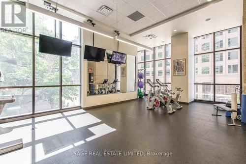 3206 - 33 Harbour Square, Toronto, ON - Indoor Photo Showing Gym Room