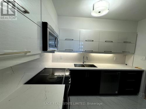 3206 - 33 Harbour Square, Toronto, ON - Indoor Photo Showing Kitchen With Double Sink