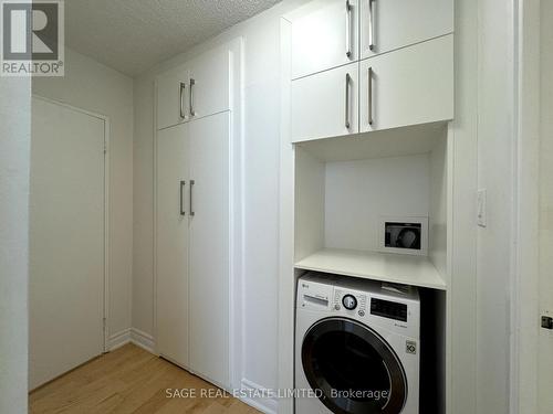 3206 - 33 Harbour Square, Toronto, ON - Indoor Photo Showing Laundry Room