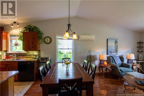 41 Greenwood Court, Hampton, NB - Indoor Photo Showing Dining Room