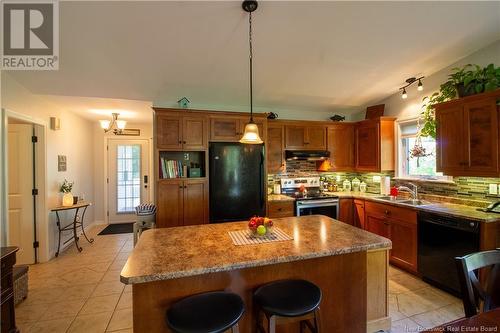 41 Greenwood Court, Hampton, NB - Indoor Photo Showing Kitchen With Double Sink