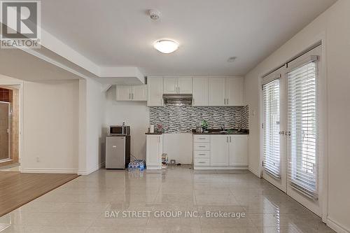 2768 Davis Drive, East Gwillimbury, ON - Indoor Photo Showing Other Room