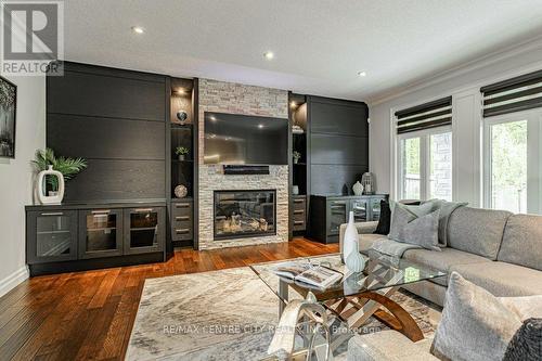 3553 Settlement Trail, London, ON - Indoor Photo Showing Living Room With Fireplace