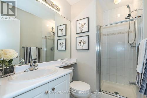 37 - 1355 Rathburn Road E, Mississauga (Rathwood), ON - Indoor Photo Showing Bathroom