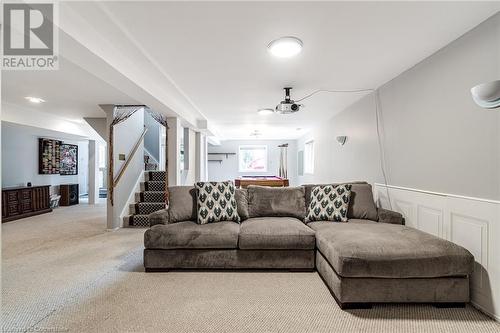 2010 Keller Court, Burlington, ON - Indoor Photo Showing Living Room