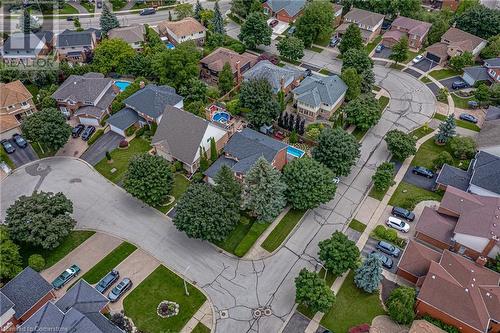 2010 Keller Court, Burlington, ON - Outdoor With View