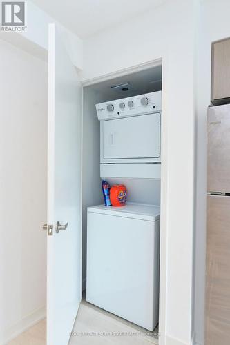 A217 - 1117 Cooke Boulevard, Burlington, ON - Indoor Photo Showing Laundry Room