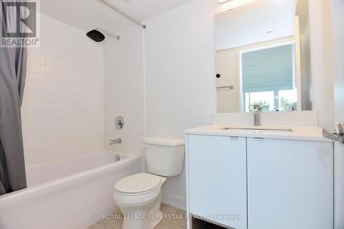 A217 - 1117 Cooke Boulevard, Burlington, ON - Indoor Photo Showing Bathroom