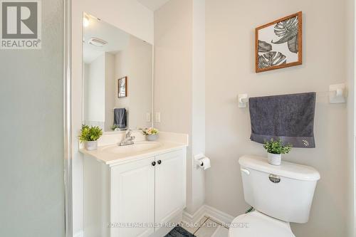 36 Andrika Court, Mississauga (Hurontario), ON - Indoor Photo Showing Bathroom